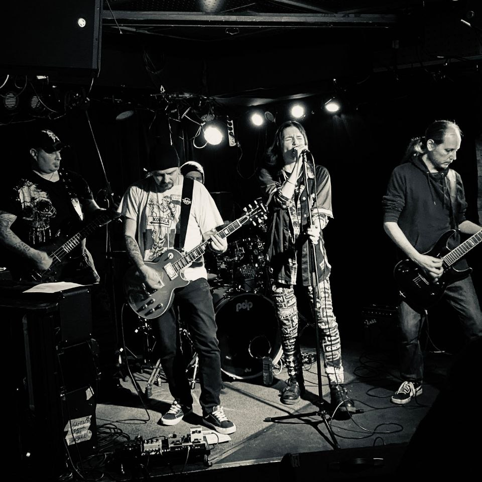 Sunvoyeur photo by Hanna-Mari Kuivalainen