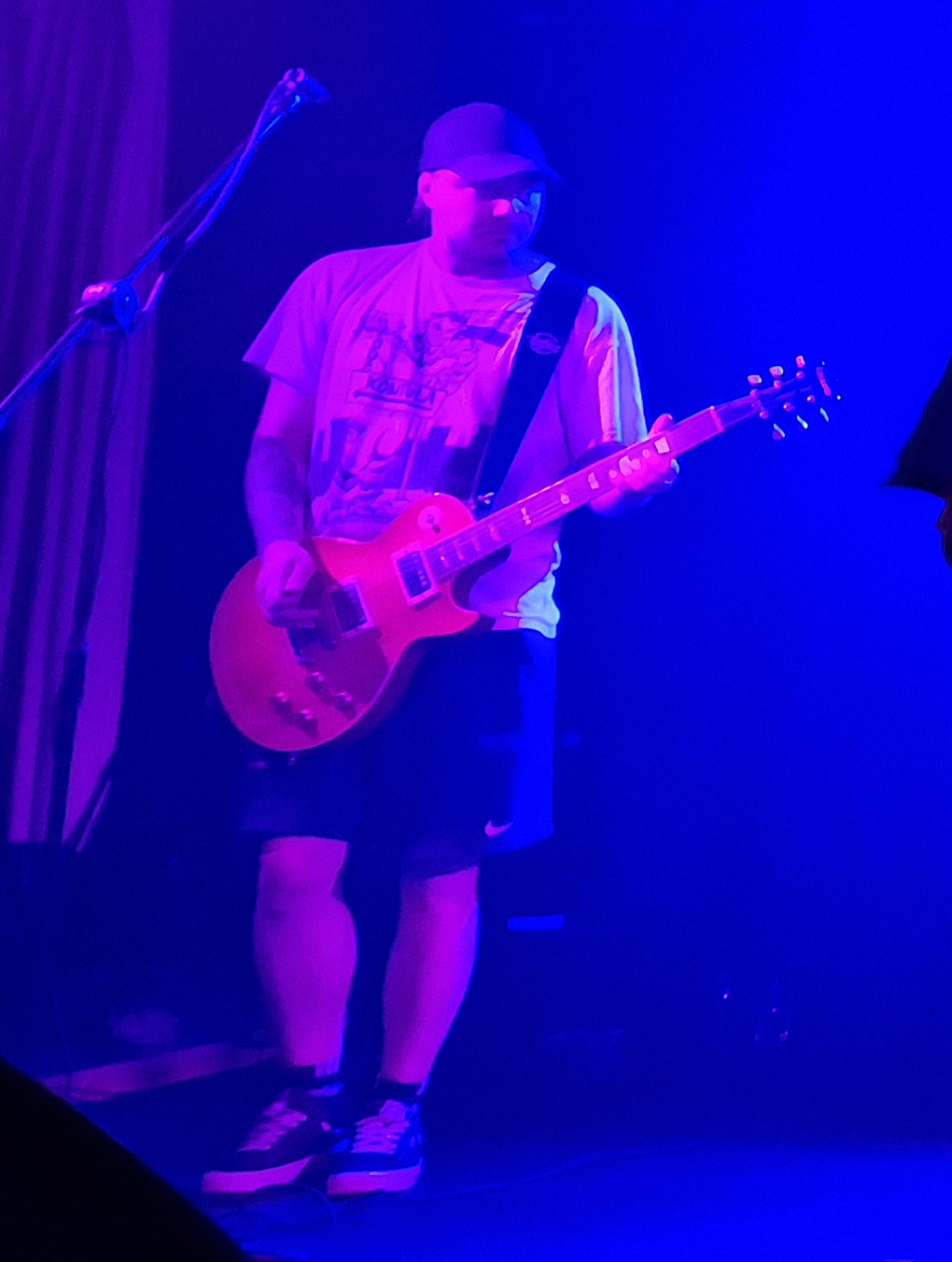 Sunvoyeur at Playhouse Bar 